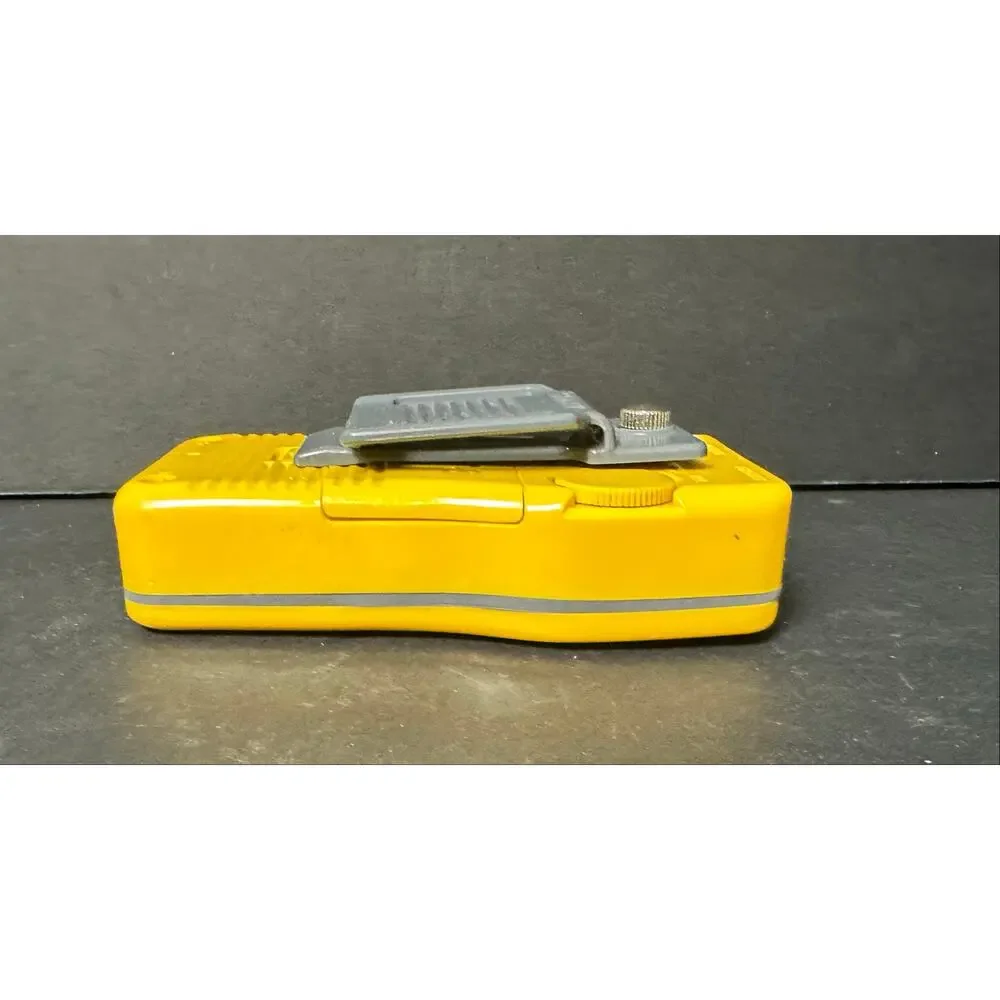 Sony Sports AM/FM Walkman Radio Yellow SRF-8 With Belt Clip Tested y2k style